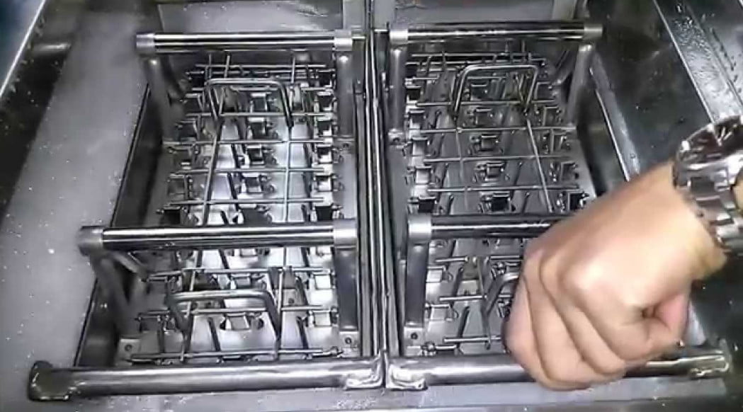 Máy làm kem que nhập khẩu giá siêu rẻ, giao hàng toàn quốc